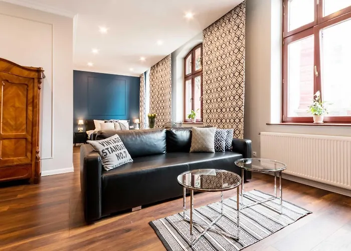 Livingroom 1 Self Check-in 24h *