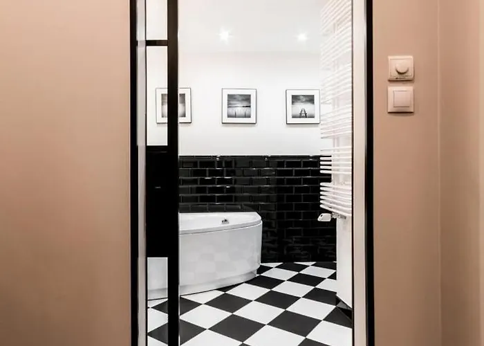 Livingroom 1 Self Check-in 24h * Kattowitz