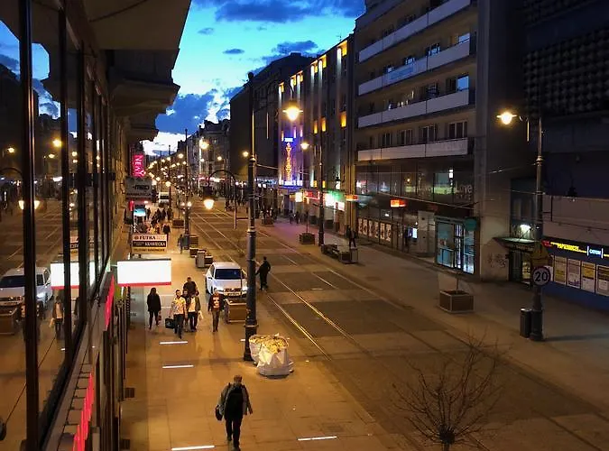 Livingroom 1 Self Check-in 24h Катовице